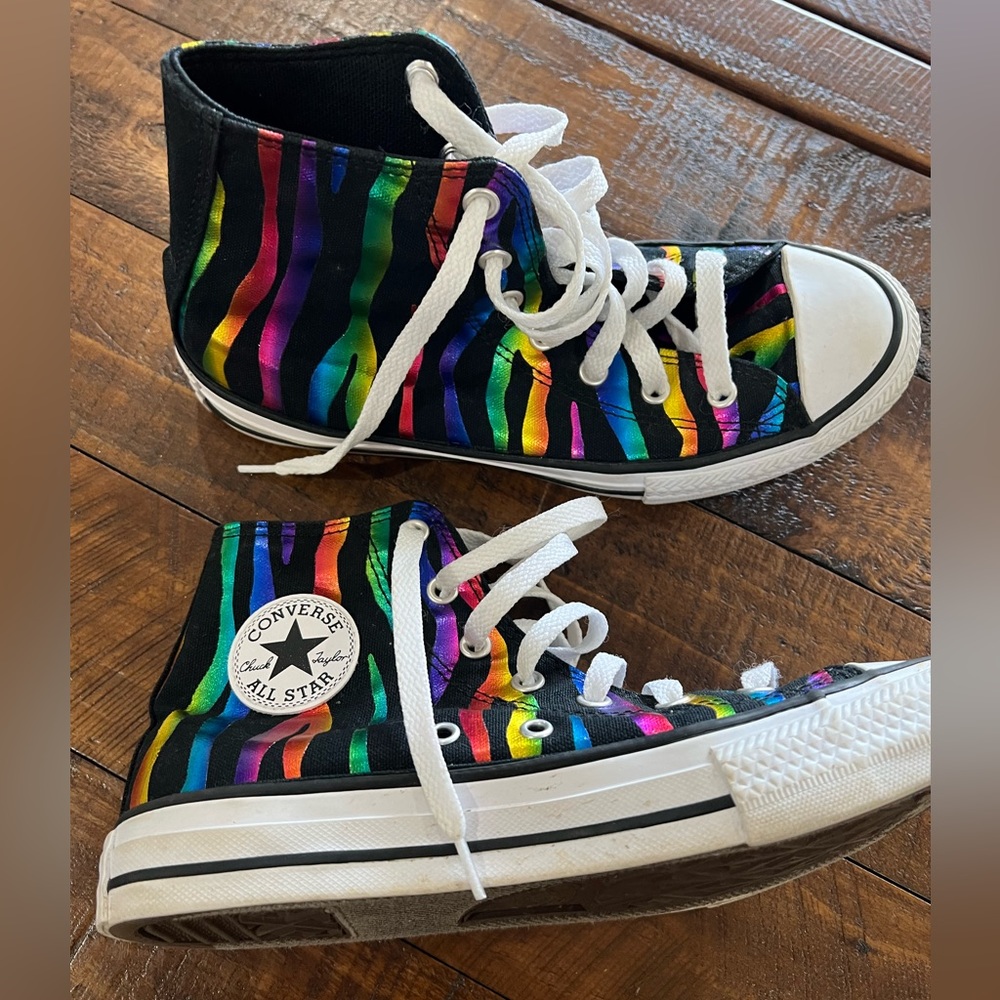 Black rainbow zebra Converse high top Kids size 4.